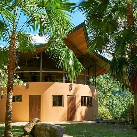 Bed and Breakfast Manoas Увита Экстерьер фото