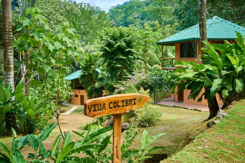 Bed and Breakfast Manoas Увита Экстерьер фото